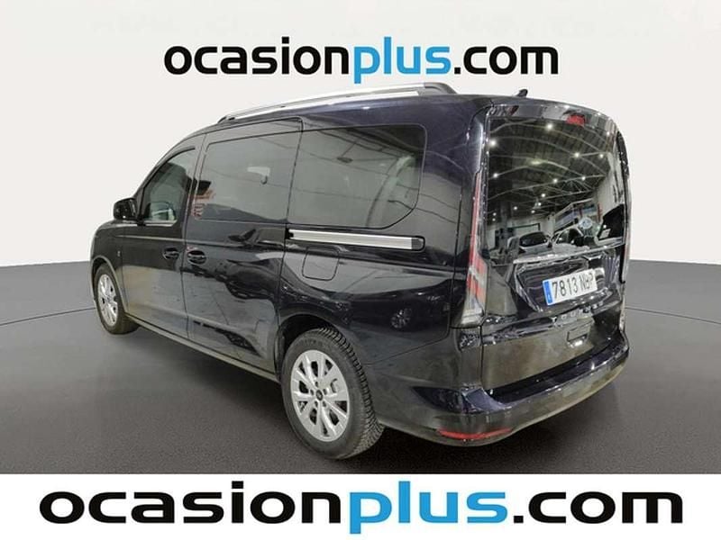 Usado Ford Tourneo Titanium 122 CV (89 kW) 2025 Negro Van