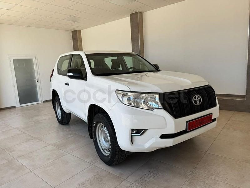 Usado Toyota Land Cruiser 177 CV (130 kW) 2020 Blanco SUV