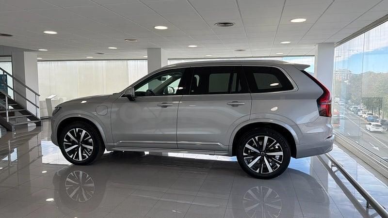 Usado Volvo XC90 Core 455 CV (334 kW) 2025 Gris / plata SUV