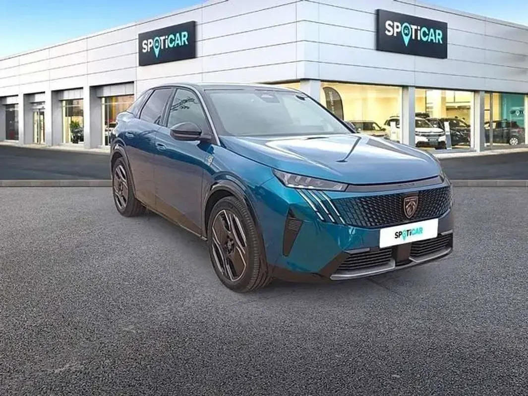 Usado Peugeot e-3008 GT 158 kW (215 CV) 2024 Azul SUV