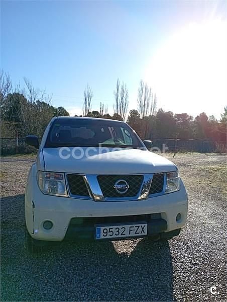 Usado Nissan Pathfinder XE 171 CV (125 kW) 2008 Blanco SUV