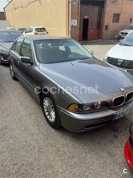 Usado BMW 530 Exclusive 193 CV (141 kW) 2002 Gris / plata Berlina