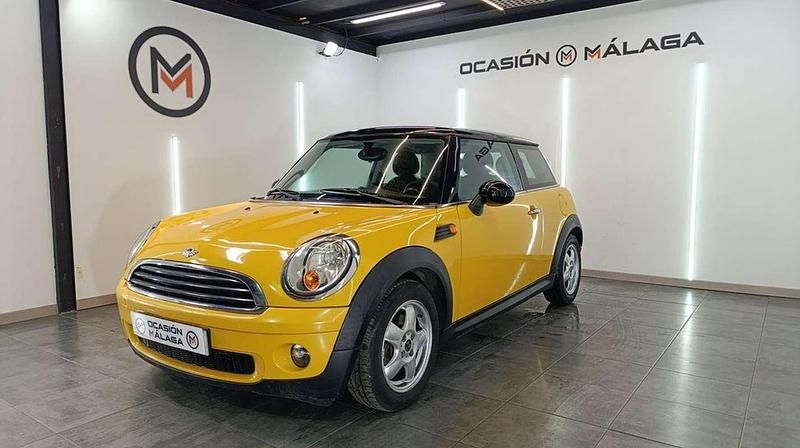 Usado Mini ONE 95 CV (69 kW) 2007 Amarillo Utilitario