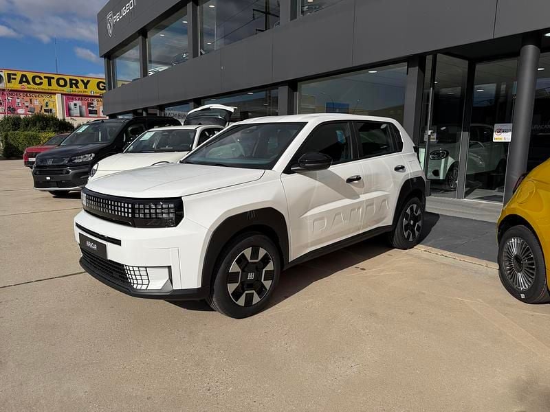 Nuevo Fiat Grande Panda Icon 110 CV (80 kW) 2025 Blanco Utilitario