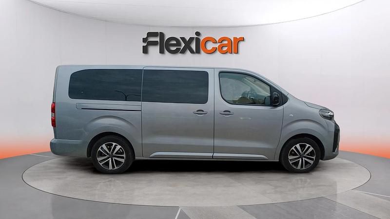 Begagnad Peugeot Traveller Business-Line 180 HK (132 kW) 2024 Grå Minibuss