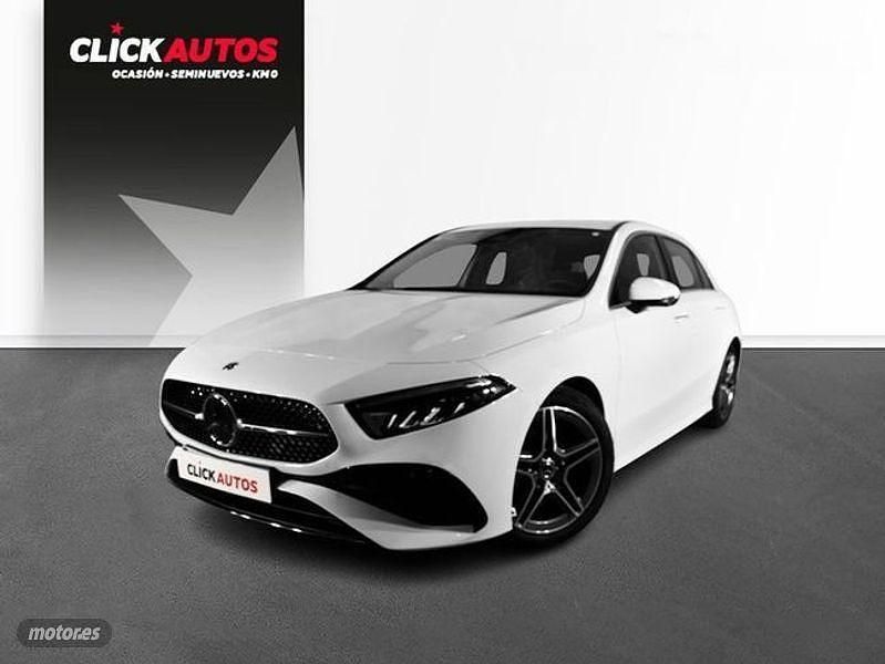 Blanco Usado 2024 Mercedes A180 AMG line Berlina | 28.500 € (Super precio) - Imagen 1/4