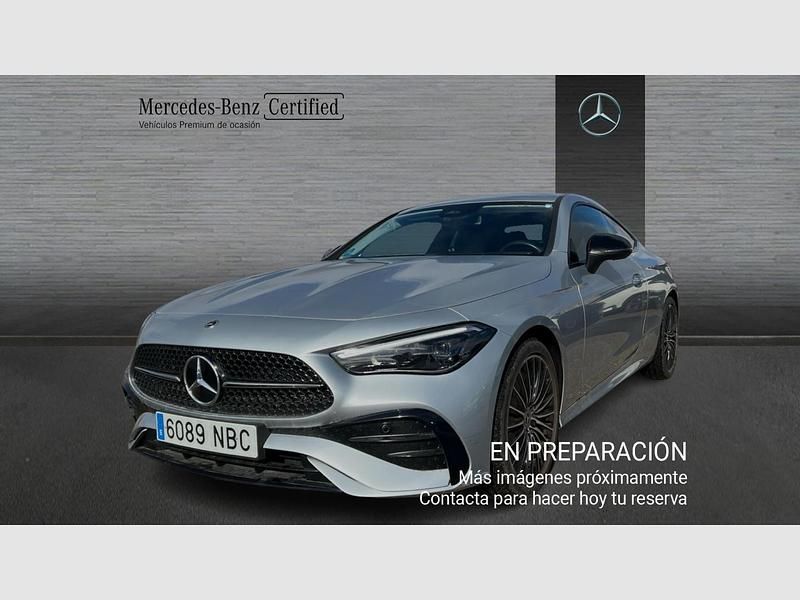 Plata hightech metalizado Usado 2024 Mercedes CLE220 Berlina | 57.990 € (Buen precio) - Imagen 1/4