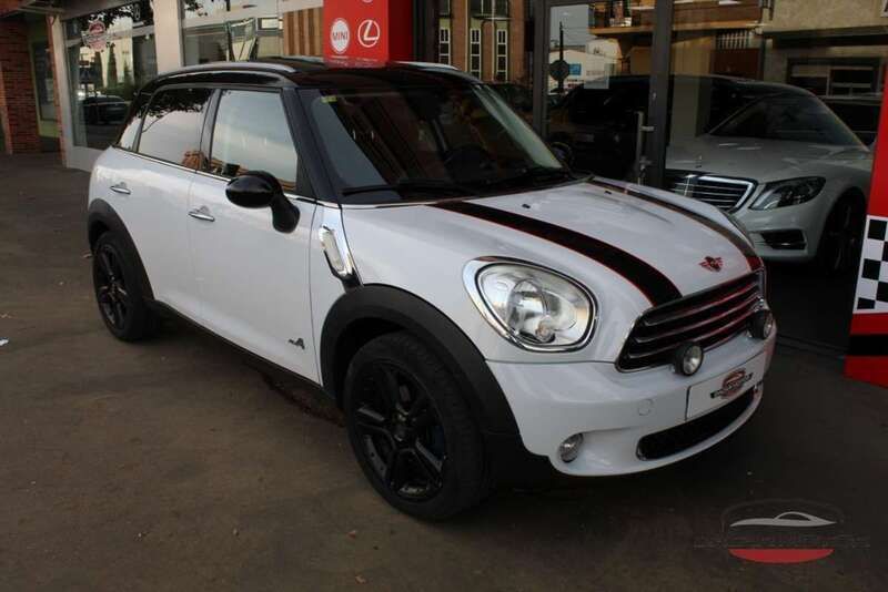Blanco Usado 2010 Mini Cooper D Countryman SUV | 11.950 € (Caro) - Imagen 1/4