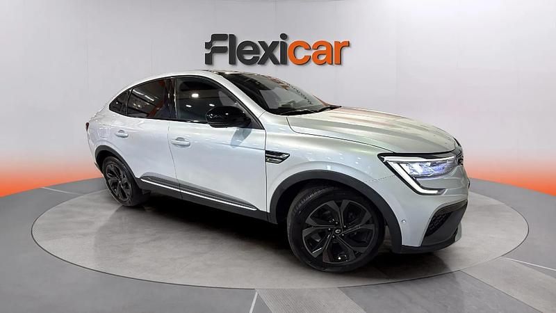 Usado Renault Arkana RS Line 140 CV (102 kW) 2023 Blanco SUV