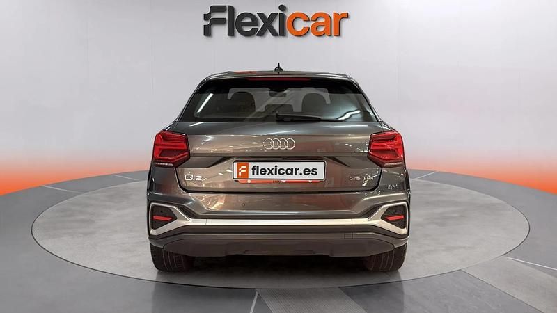 Usado Audi Q2 S-Line 150 CV (110 kW) 2023 Gris SUV