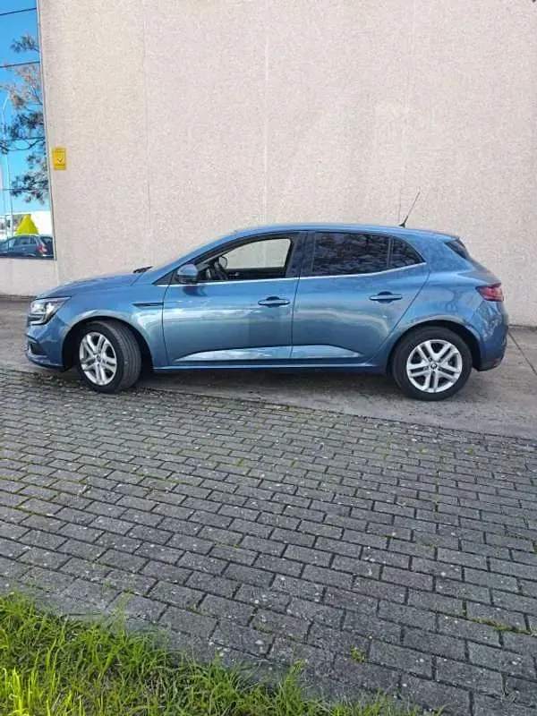 Usado Renault Mégane Bose Edition 110 CV (80 kW) 2016 Azul Utilitario