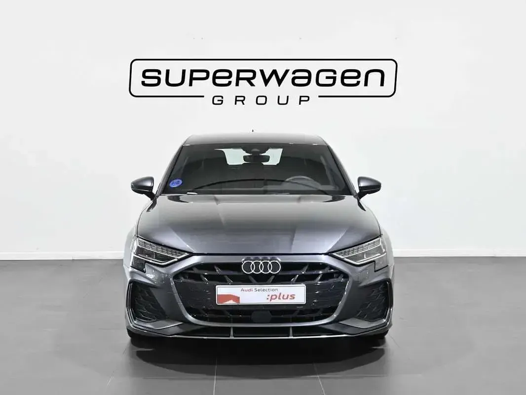 Usado Audi A3 Sportback e-tron Comfort 204 CV (150 kW) 2025 Gris Utilitario