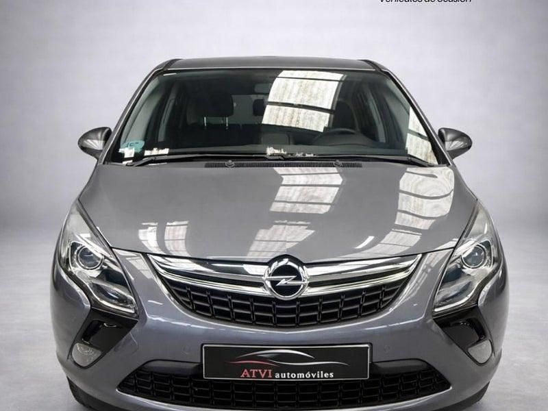 Usado Opel Zafira Tourer Expression 120 CV (88 kW) 2015 Gris / plata Monovolumen