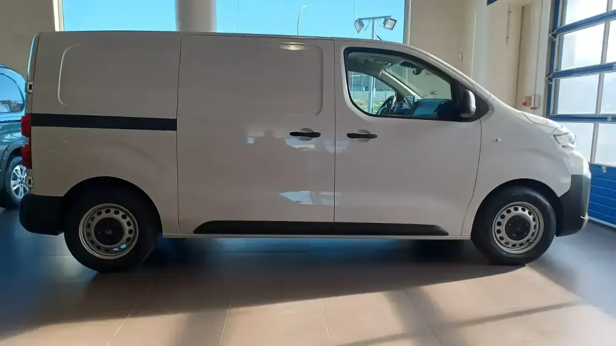 Nuevo Peugeot e-Expert 100 kW (136 CV) 2025 Blanco Van