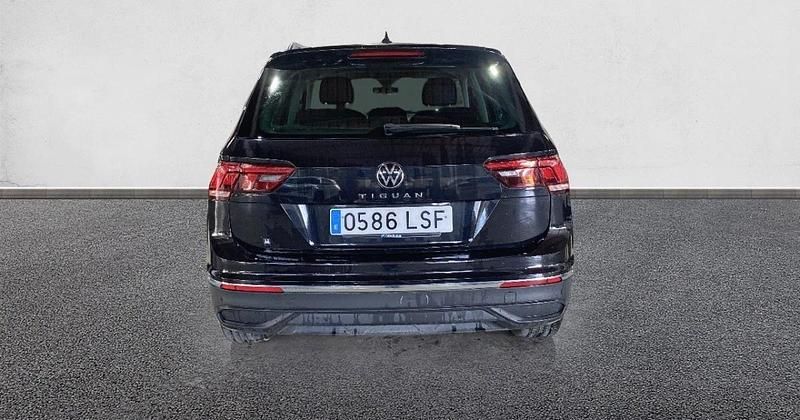 Usado VW Tiguan Life 150 CV (110 kW) 2021 SUV