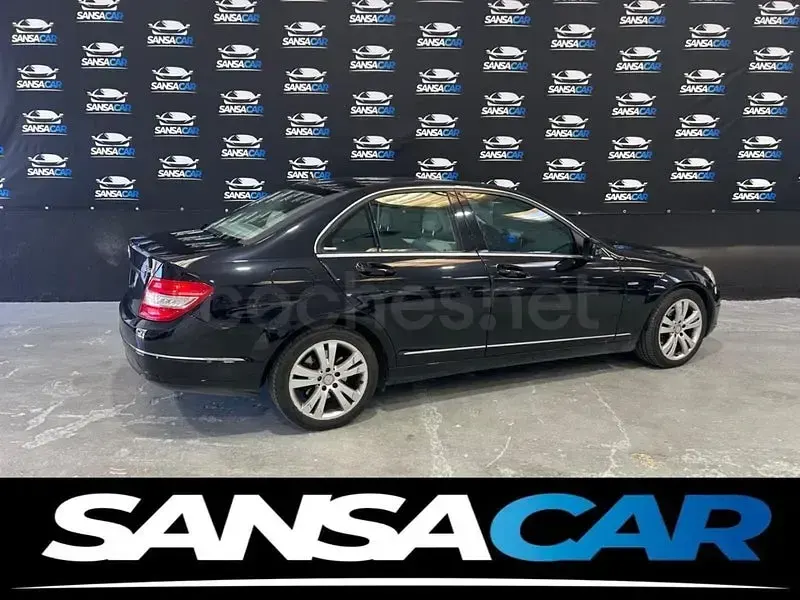 Usado Mercedes C250 Elegance 204 CV (150 kW) 2010 Azul Berlina