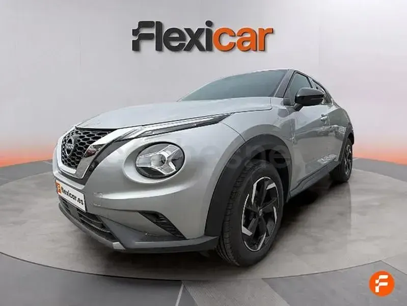 Usado Nissan Juke Acenta 114 CV (83 kW) 2024 Gris / plata SUV