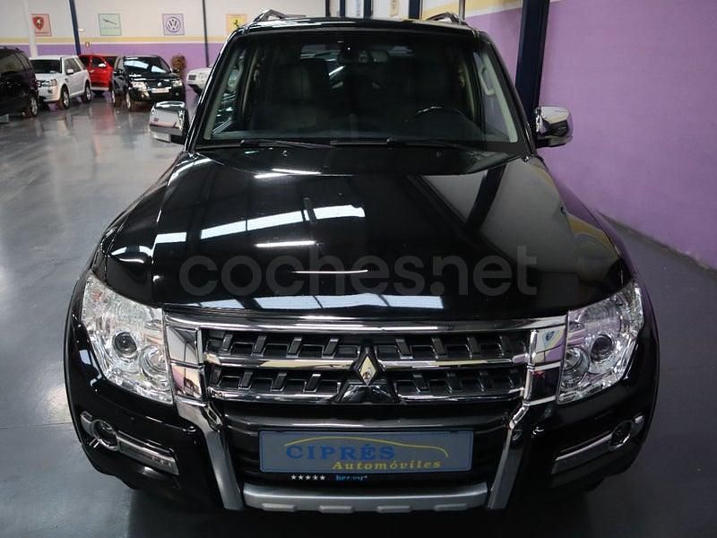 Usado Mitsubishi Montero 190 CV (139 kW) 2018 Negro SUV