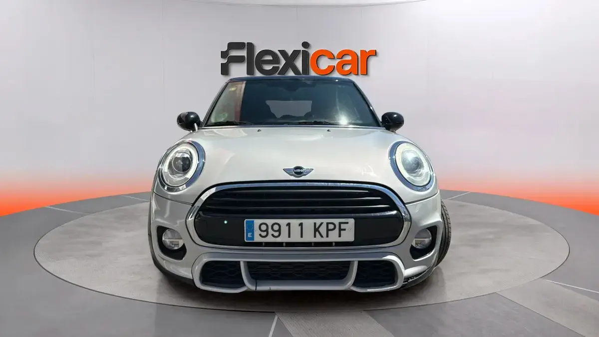 Usado Mini Cooper 136 CV (100 kW) 2018 Blanco Utilitario