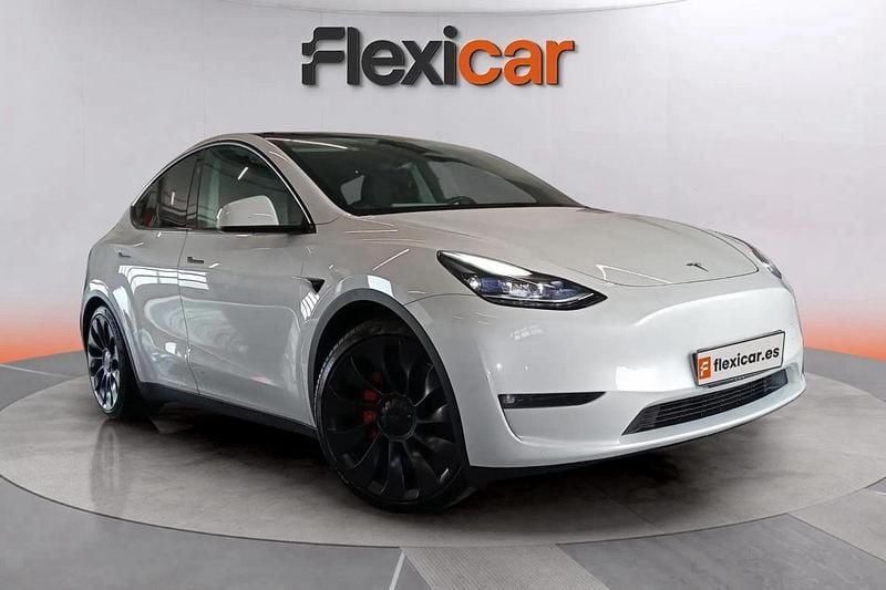 Amarillo Usado 2024 Tesla Model Y Performance SUV | 37.090 € (Super precio) - Imagen 1/4