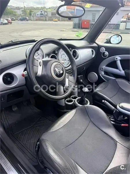 Usado Mini One Cabriolet 90 CV (66 kW) 2006 Negro Descapotable