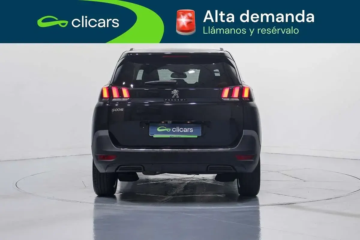 Usado Peugeot 5008 Allure 131 CV (96 kW) 2019 Negro SUV