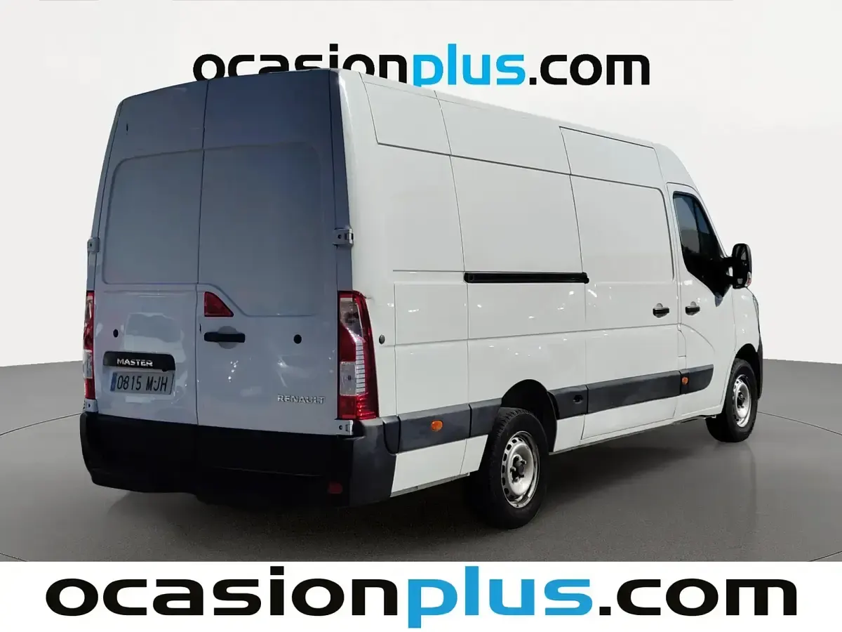 Usado Renault Master 145 CV (106 kW) 2023 Blanco Monovolumen