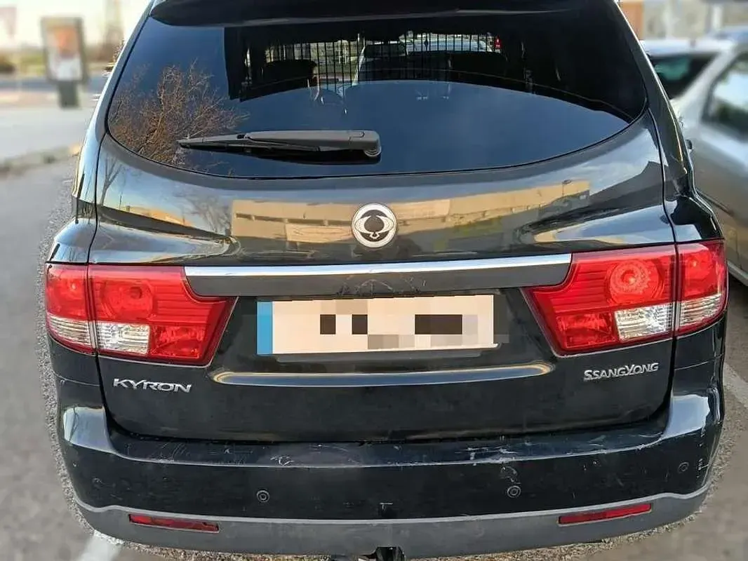 Usado SsangYong Kyron 141 CV (103 kW) 2008 Negro SUV