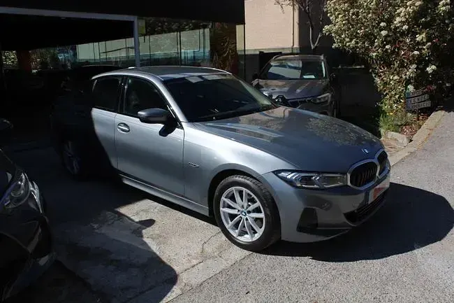Usado BMW 320e 204 CV (150 kW) 2024 Gris Berlina