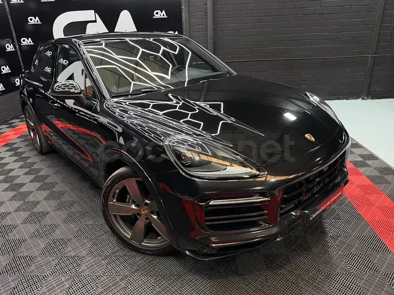 Usado Porsche Cayenne Platinum Edition 462 CV (339 kW) 2023 Negro SUV