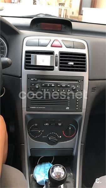 Gris / plata Usado 2001 Peugeot 307 Berlina | 1000 € (Super precio) - Imagen 1/4