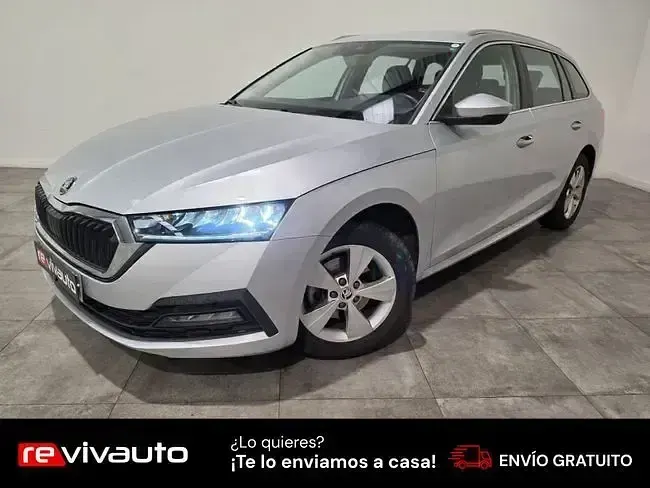 Usado Skoda Octavia Ambition 115 CV (84 kW) 2021 Gris Familiar