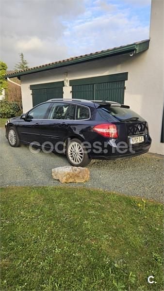 Usado Renault Laguna III Dynamique 150 CV (110 kW) 2009 Azul Familiar