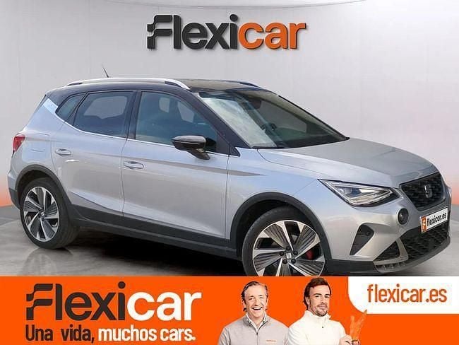 Gris / plata Usado 2022 Seat Arona FR SUV | 21.590 € (Un poco caro) - Imagen 1/4