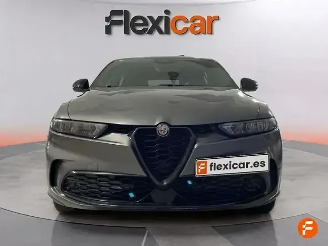 Usado Alfa Romeo Tonale Sprint 130 CV (95 kW) 2023 Gris SUV