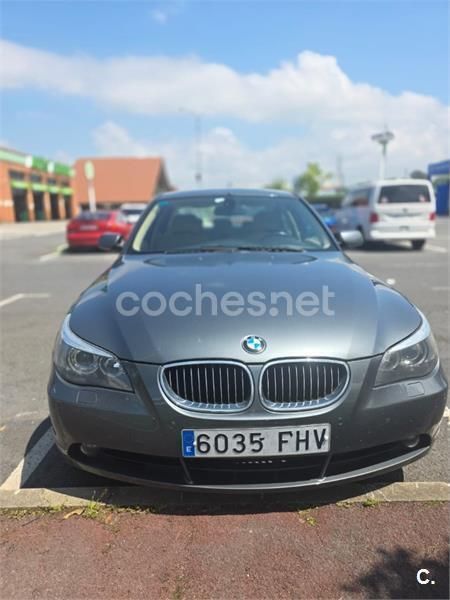 Gris / plata Usado 2006 BMW 530 Berlina | 7500 € (Un poco caro) - Imagen 1/4