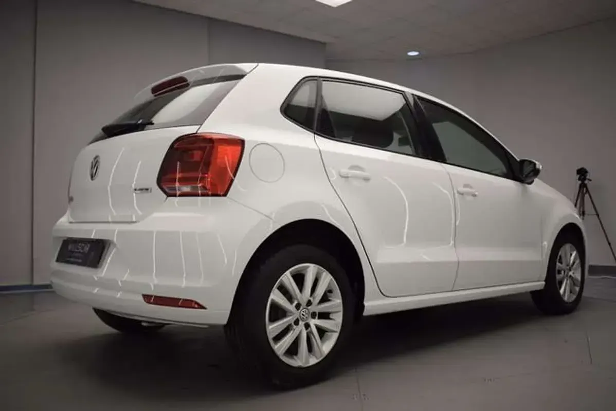 Usado VW Polo 95 CV (69 kW) 2016 Blanco Utilitario