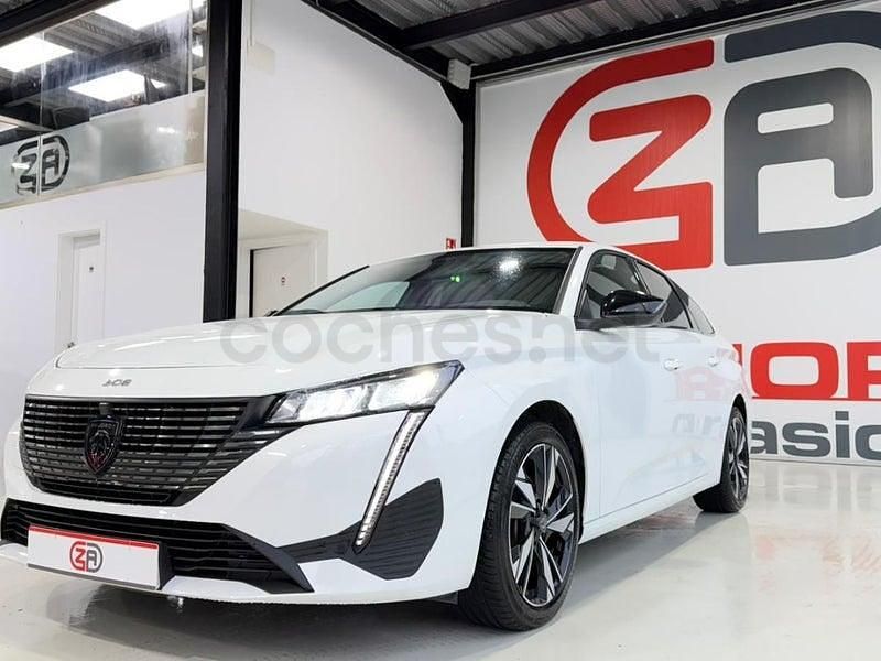 Usado Peugeot 308 SW Allure 130 CV (95 kW) 2022 Blanco Familiar