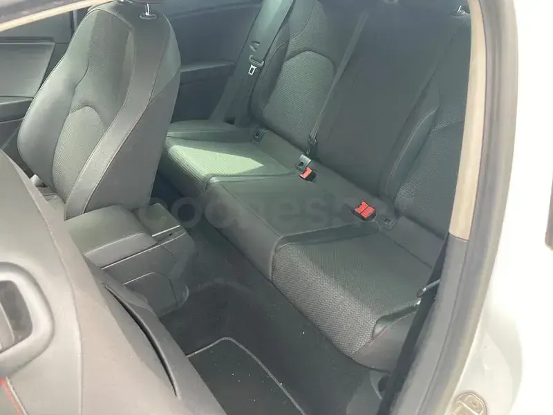 Begagnad Seat Leon FR 150 HK (110 kW) 2015 Vit Sedan