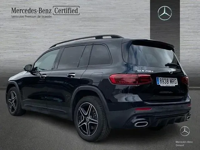 Usado Mercedes GLB200 150 CV (110 kW) 2024 Negro noche SUV