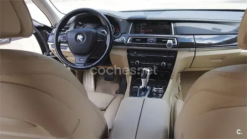 Usado BMW 730 258 CV (189 kW) 2014 Azul Berlina