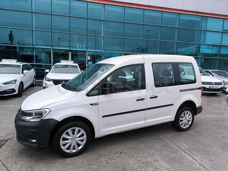 Usado VW Caddy 122 CV (89 kW) 2020 Blanco Monovolumen