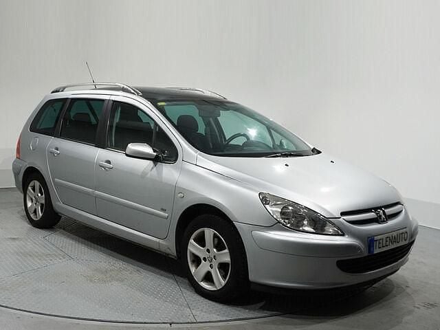 Gris Usado 2004 Peugeot 307 Familiar | 2500 € (Precio justo) - Imagen 1/4