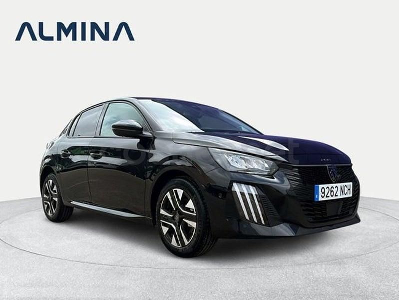 Usado Peugeot 208 Allure 100 CV (73 kW) 2025 Negro Utilitario