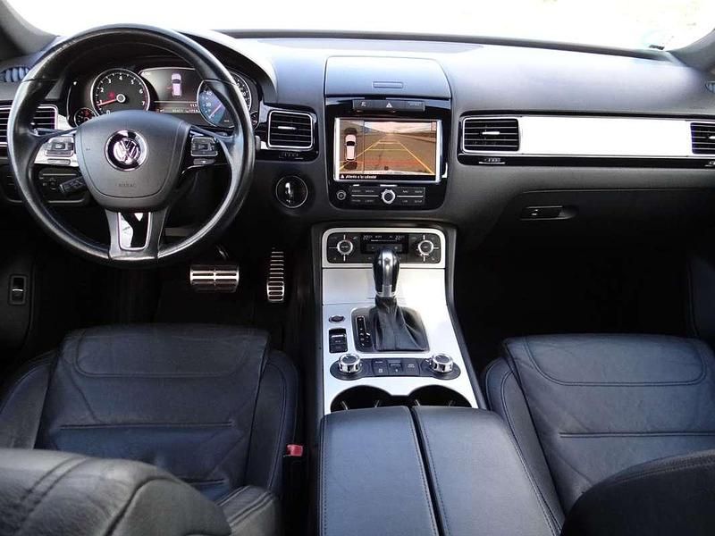 Usado VW Touareg 379 CV (278 kW) 2011 Gris SUV
