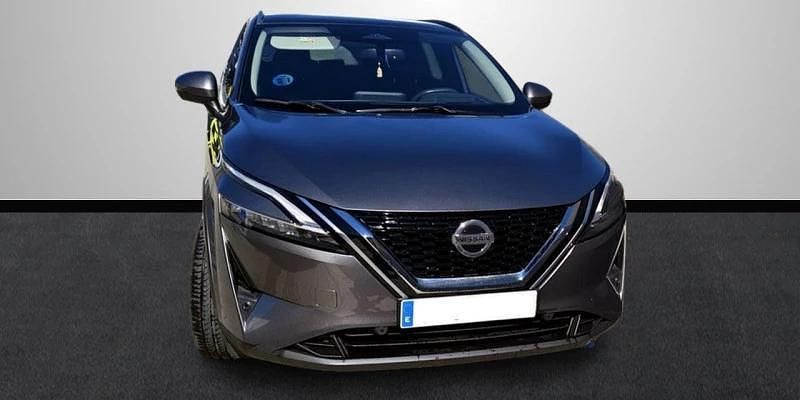 Usado Nissan Qashqai N-Connecta 140 CV (102 kW) 2022 Gris SUV