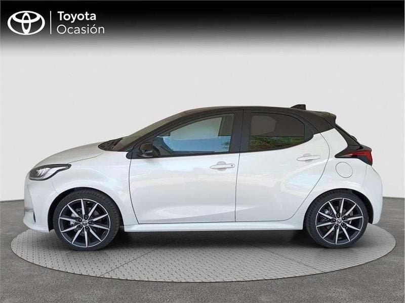 Usado Toyota Yaris Hybrid Plus 131 CV (96 kW) 2025 Monovolumen