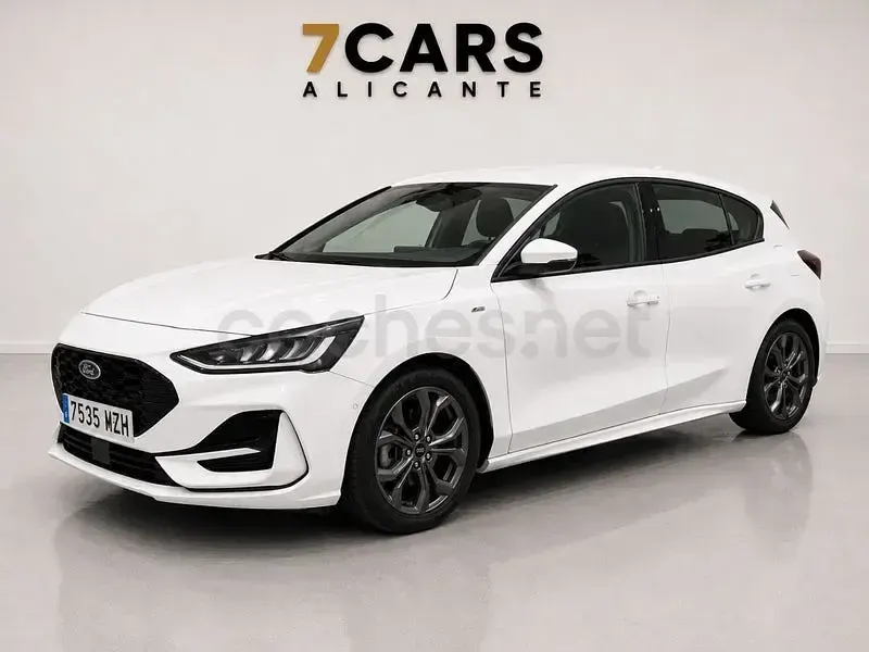 Usado Ford Focus ST-Line 115 CV (84 kW) 2025 Blanco Berlina