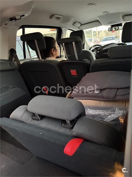 Usado Ford Grand C-Max Trend 125 CV (91 kW) 2014 Blanco Monovolumen