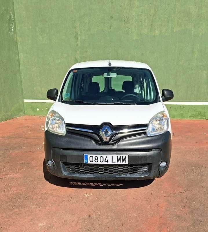 Usado Renault Kangoo Zen 95 CV (69 kW) 2021 Blanco Monovolumen